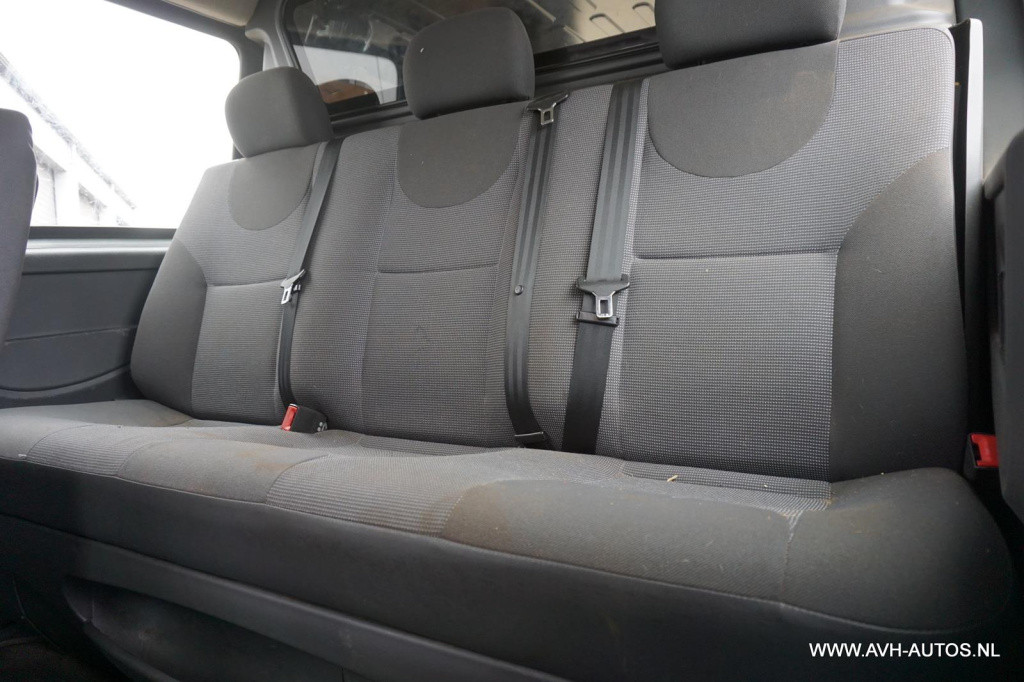 Peugeot Expert 229 1.6 hdi l2h1 dubbel cabine