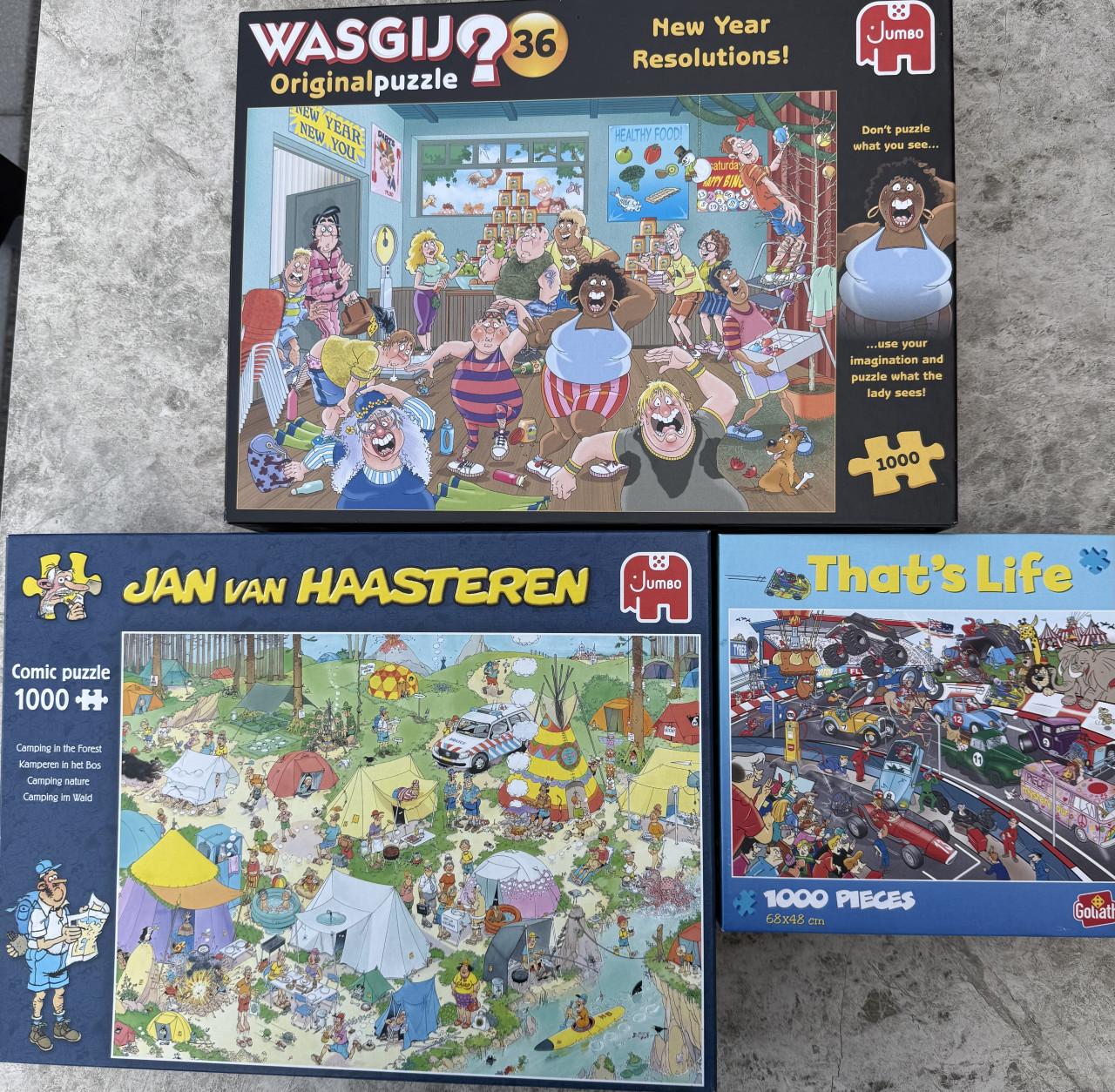 3 Puzzels. 1000 stukjes.  Nieuwstaat. 1 keer gelegd.