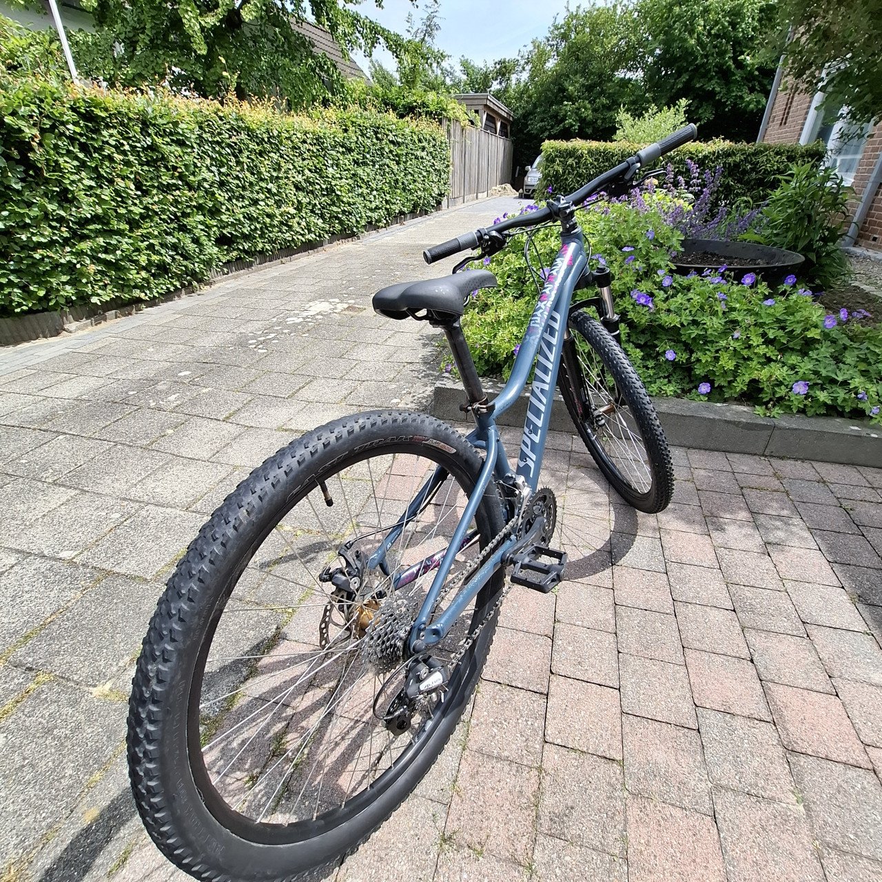 Specialized Jynx 27.5inch Women's  Sport Trail