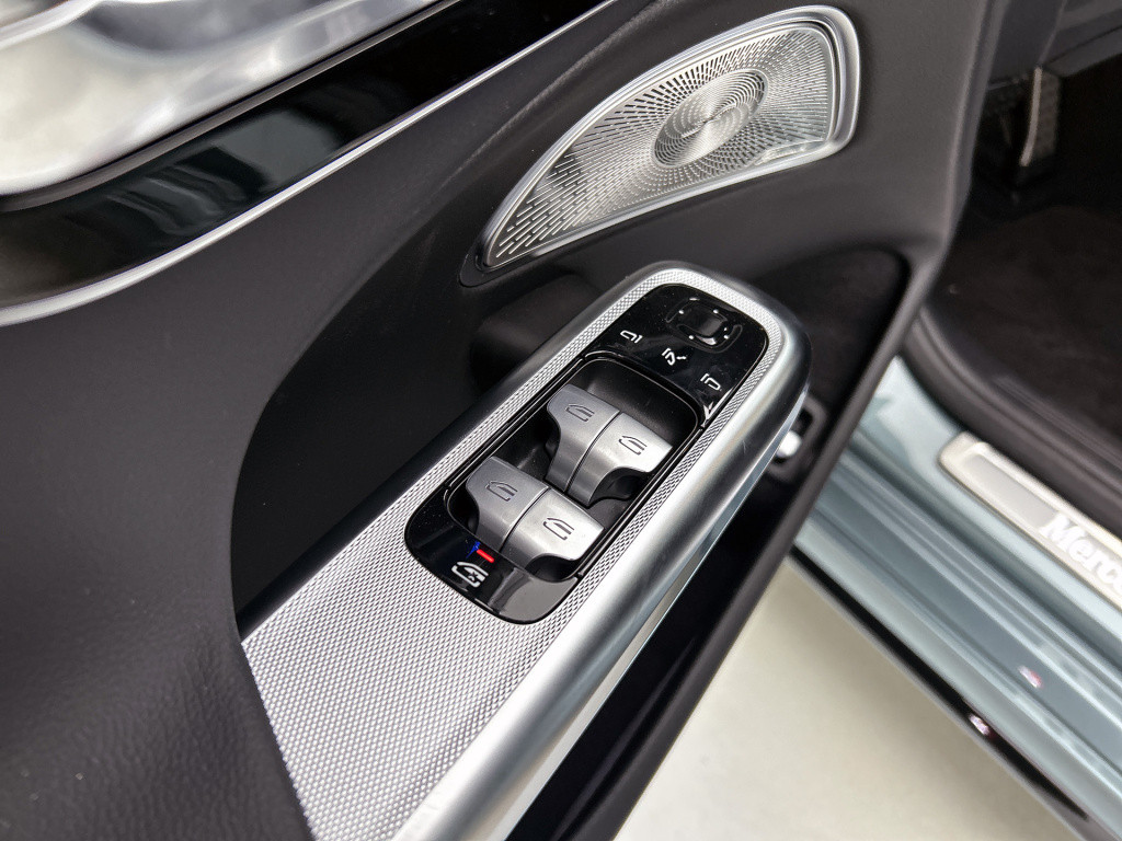 Mercedes-Benz E-Klasse 300 e sport edition | trekhaak | nightpakket | premi