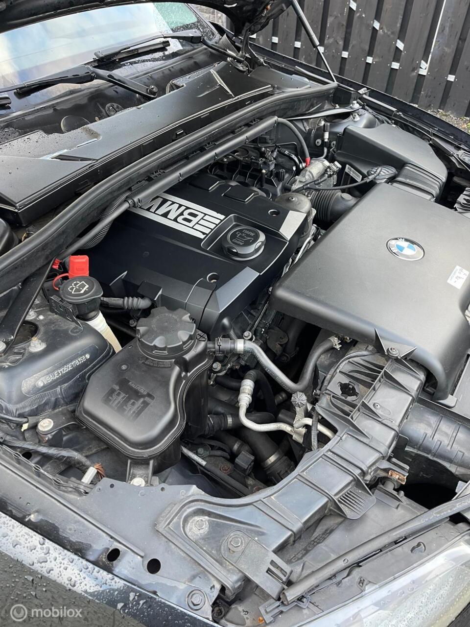 BMW 1 Serie 116i business line grote beurt gedaan !