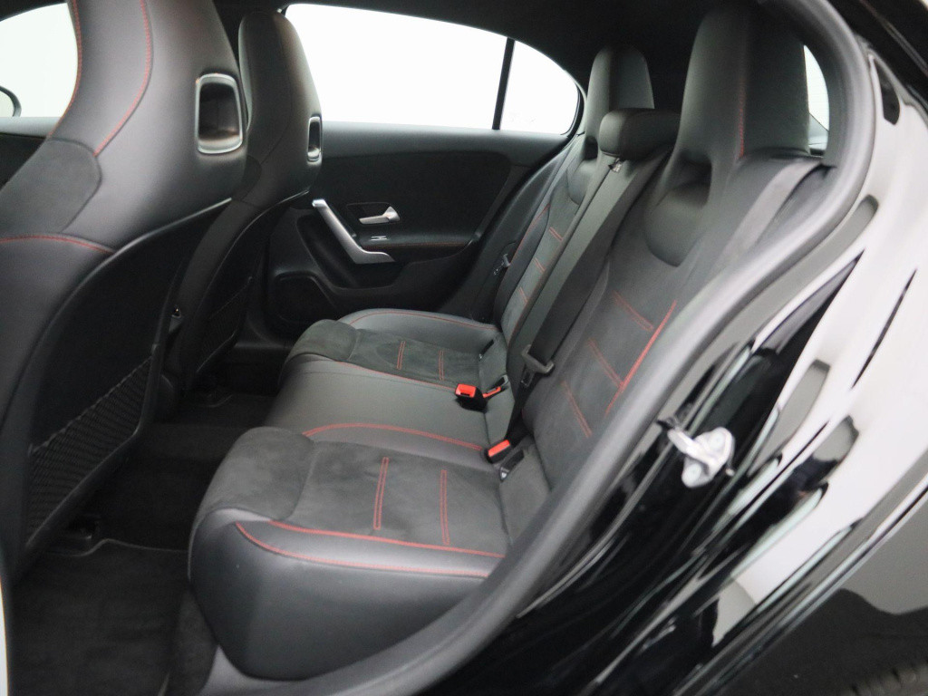 Mercedes-Benz A-Klasse 180 advantage | automaat | virtual cockpit | camera 