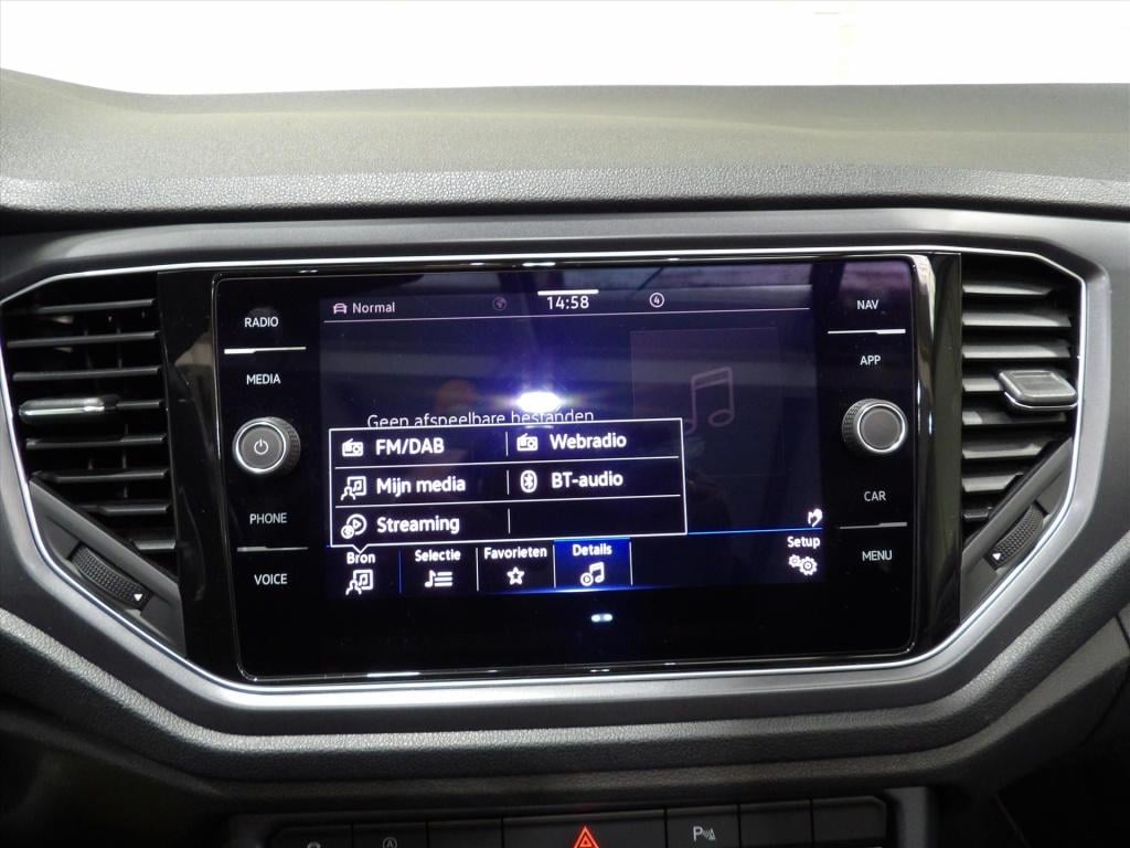 Volkswagen T-roc cabrio 1.5 tsi 150pk 7-dsg r-line