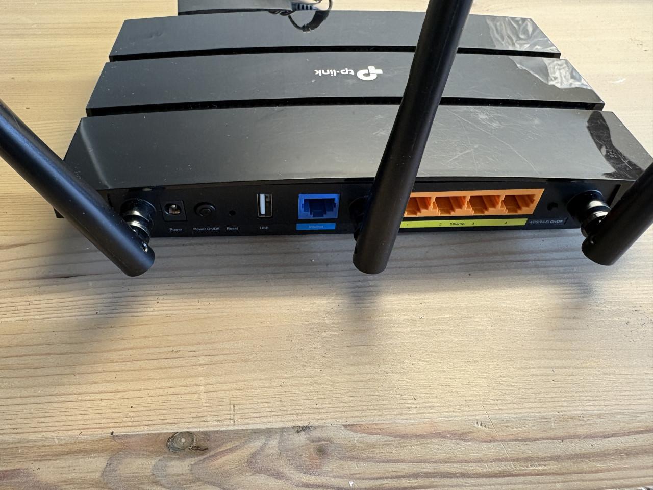 Router TP link AC1200  Nieuw 53 euro