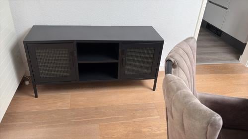 TV Kast