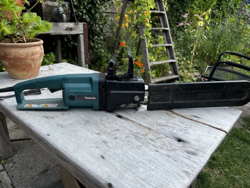 Elektrische kettingzaag Makita