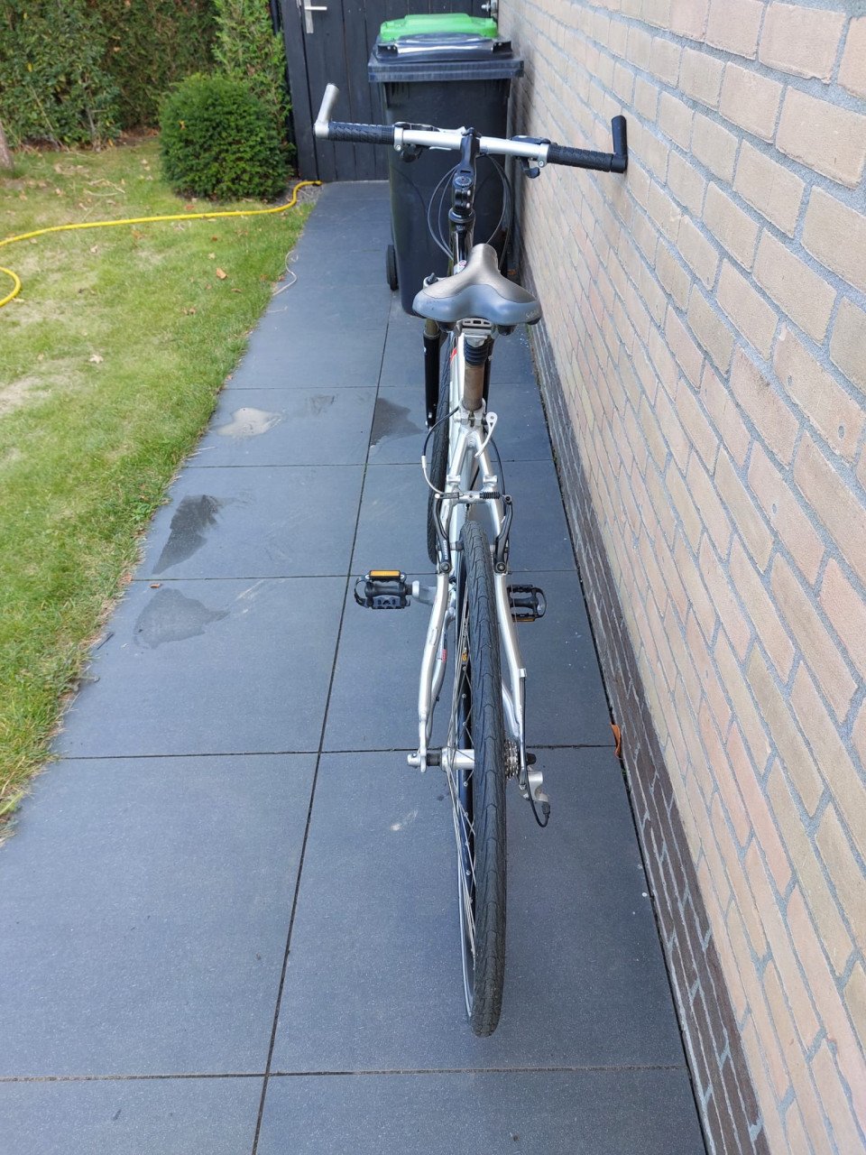 2 zgan Focus Dames/ Herenfiets. 225 euro per fiets. 21 versnellingen.