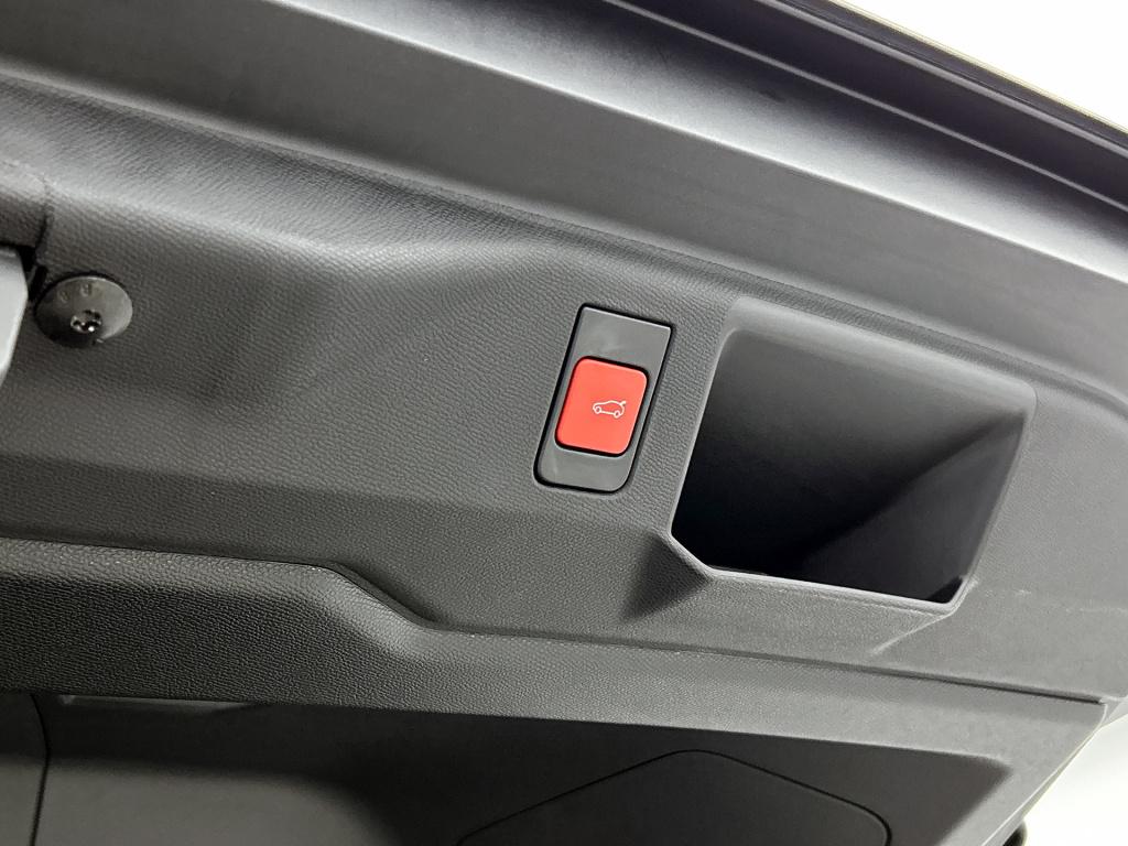 Peugeot 5008 hybrid 145 pk automaat gt | panoramadak | agr stoelen | trekha