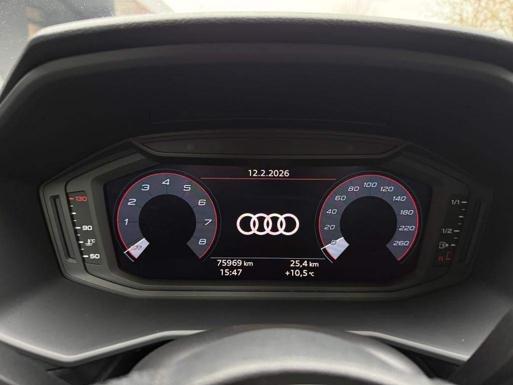 Audi A1 Sportback 30 tfsi pro // s-line exterieur //