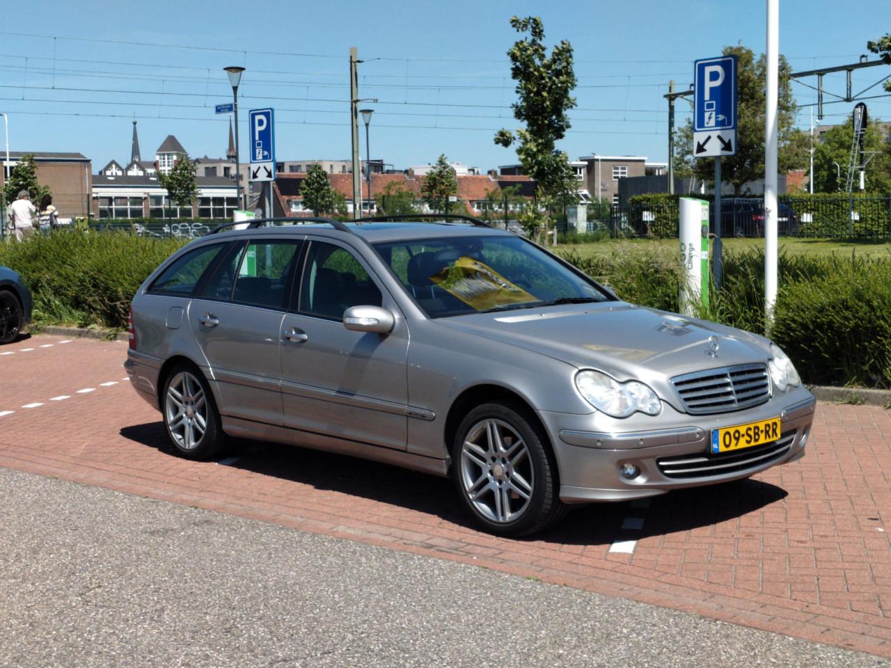 Mercedes C200K elegance 2005