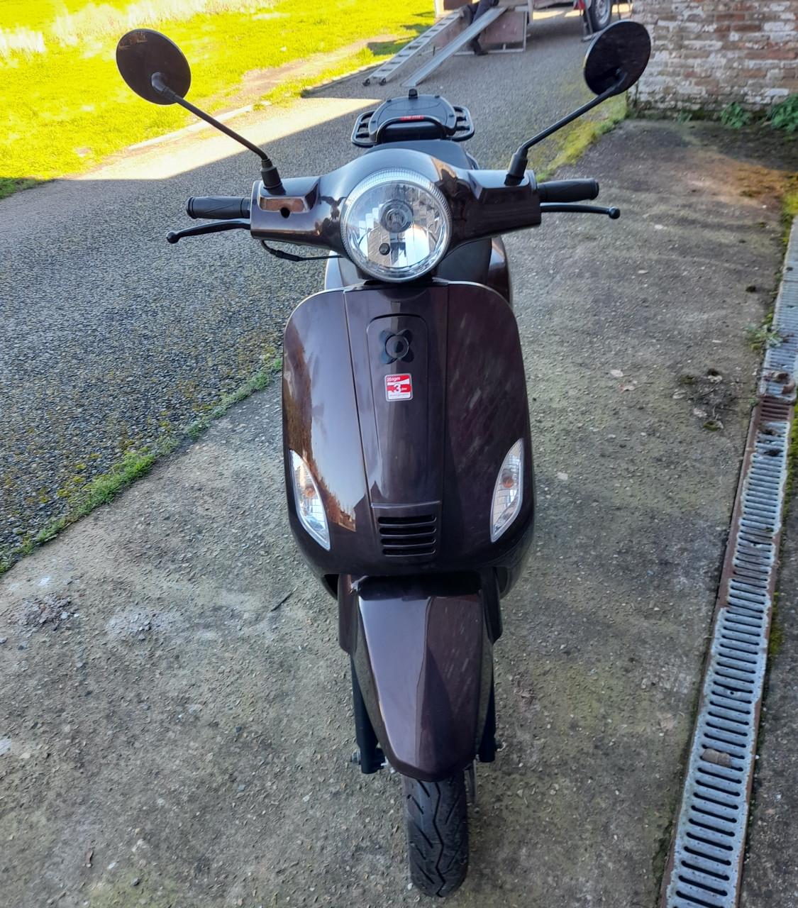 Scooter rijklaar met maar 98.6 km
