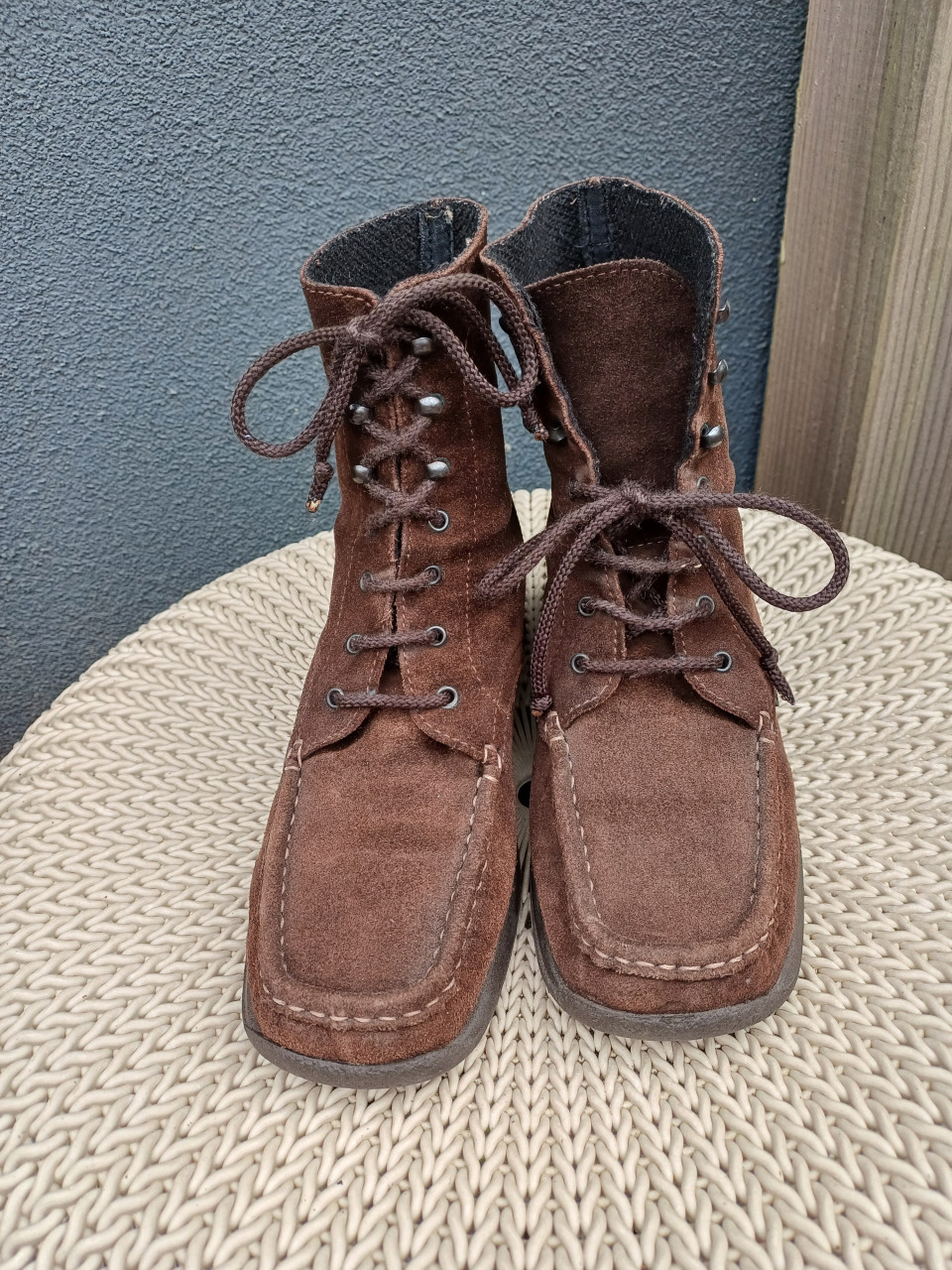 SALE: Mooie ESPRIT HALFHOGE LAARSJES (37): Espresso bruin !!
