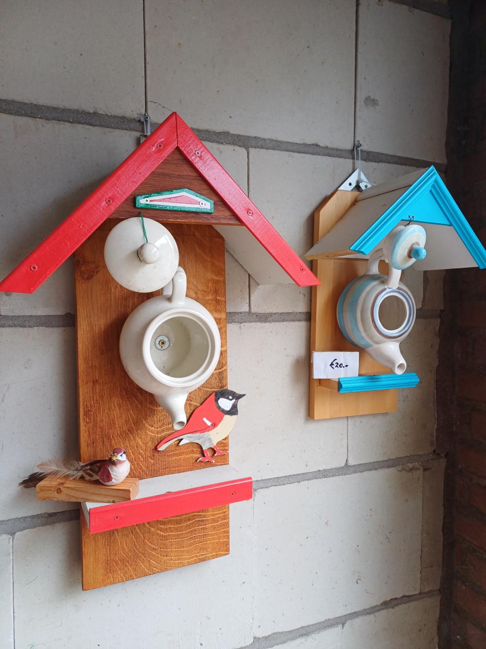 Allerhande soorten Vogel  behuizing  [ zie foto's ] v.a 20,- 35,- 50,- p/st