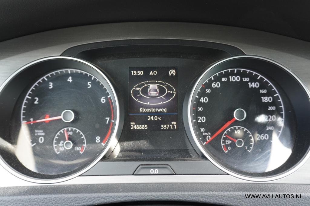 Volkswagen Golf variant 1.0 tsi business edition connected
