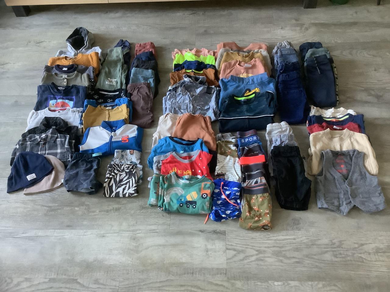 Ophalen € 30,-  Kledingpakket 81 stuks, Jongens - maat 86/92 - zie foto’s