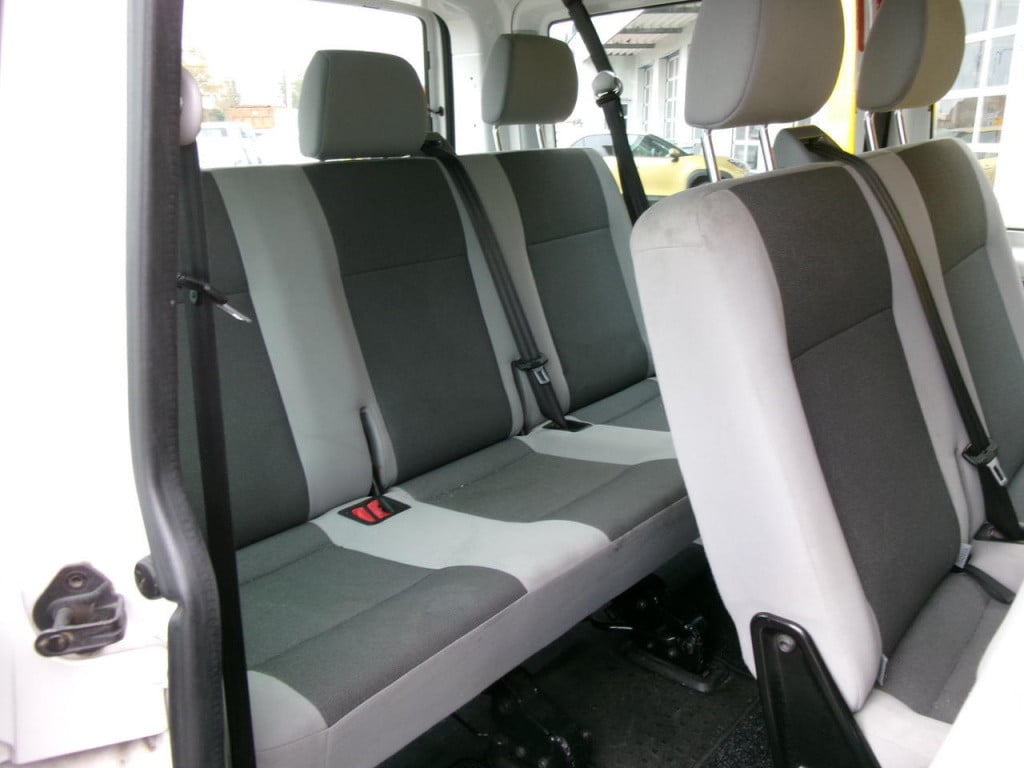 Volkswagen Transporter 2.0 tdi airco 9-persoons personenbus trekhaak