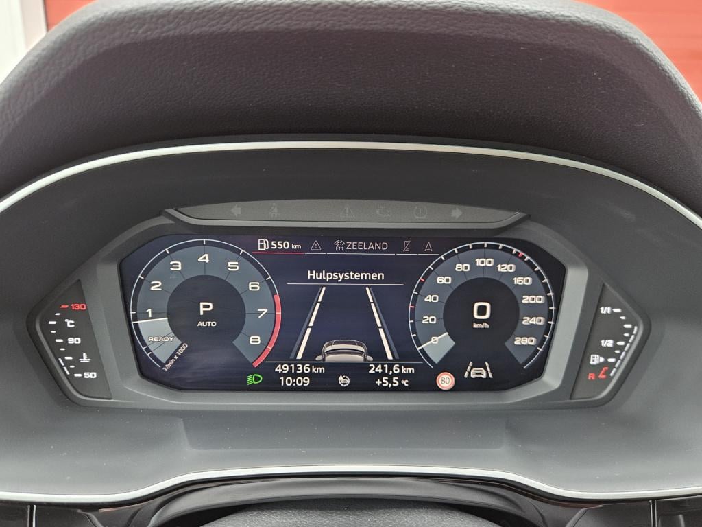 Audi Q3 sportback 35 tfsi pro line business | pano | cruisec.