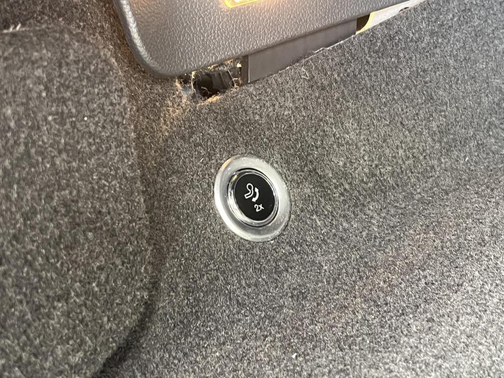 Ford C-max 1.0 titanium | wegklapbare trekhaak | climate control | cruise c