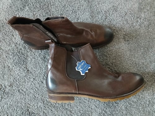 Nieuwe herenschoenen