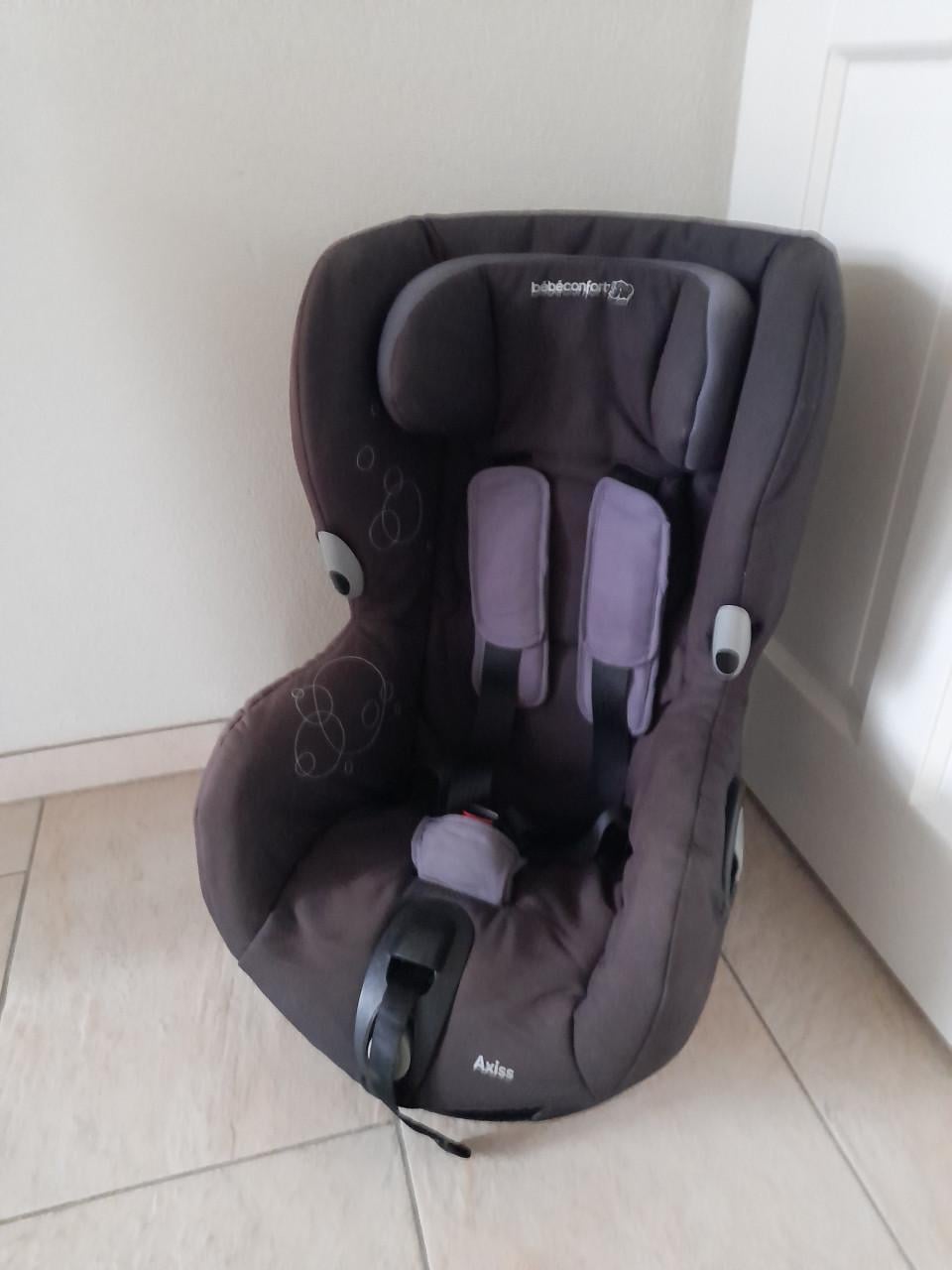 Autostoel Maxi - cosi  Axiss  (DRAAIBAAR) 9 / 18 kg ( in goede nette staat
