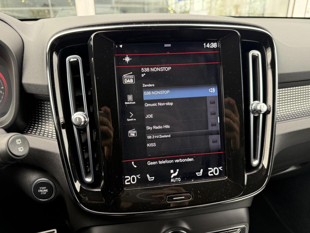 Volvo XC40 t5 262pk recharge r-design| panodak| adap.cruise| trekhaak| came