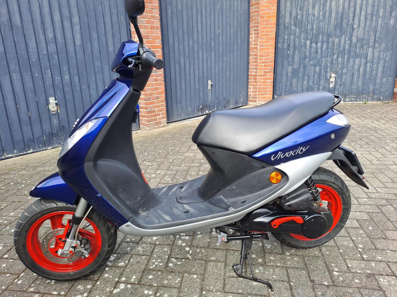 Te koop peugeot vivacity 2 takt