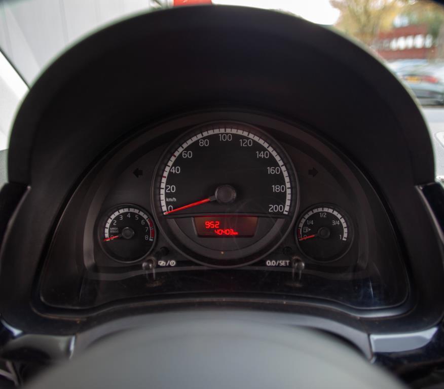 Volkswagen UP! 1.0 move up! bluemotion