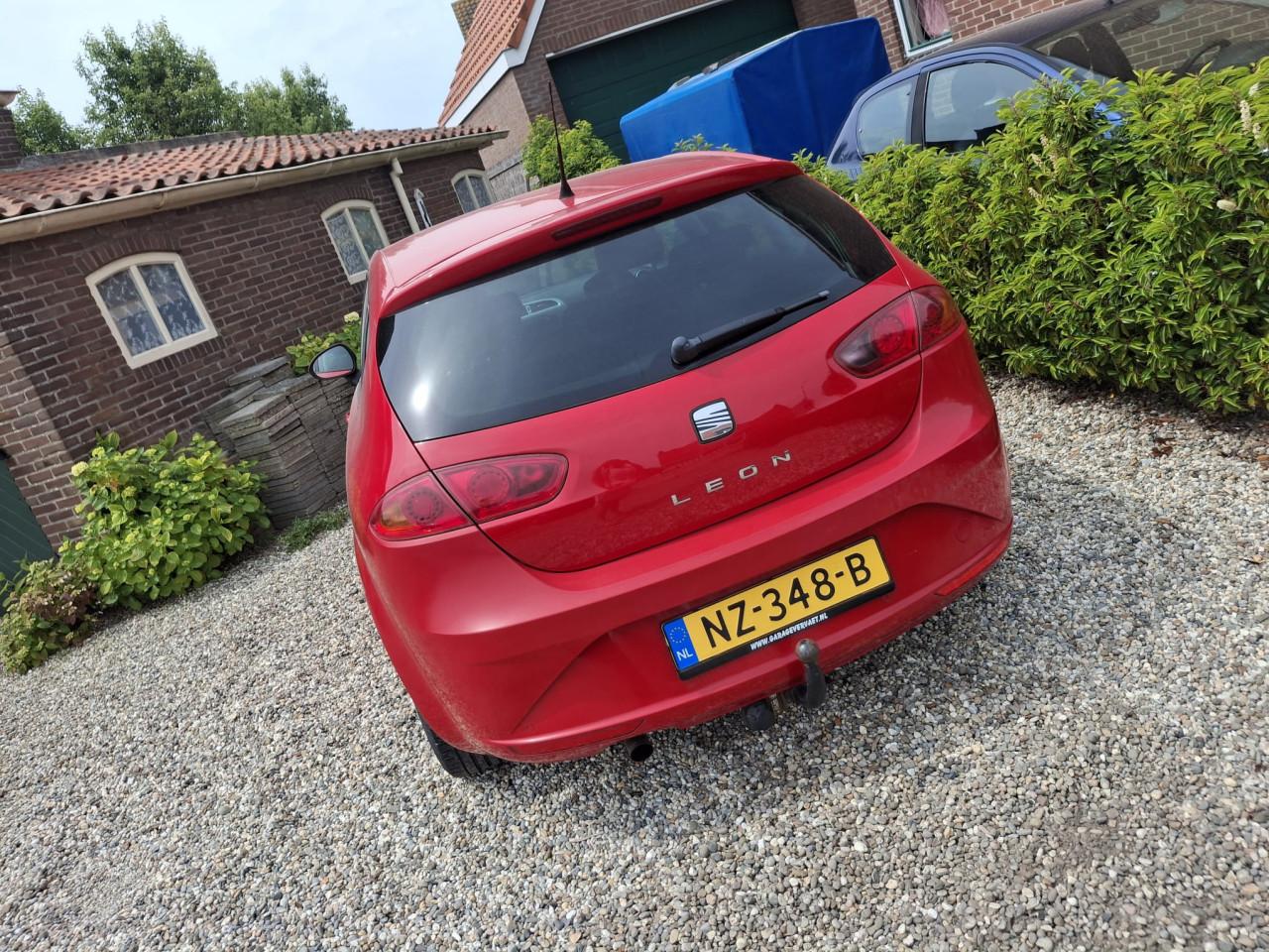 Nette Seat Leon BUSINESSLINE 2012 1.2 TSI rood