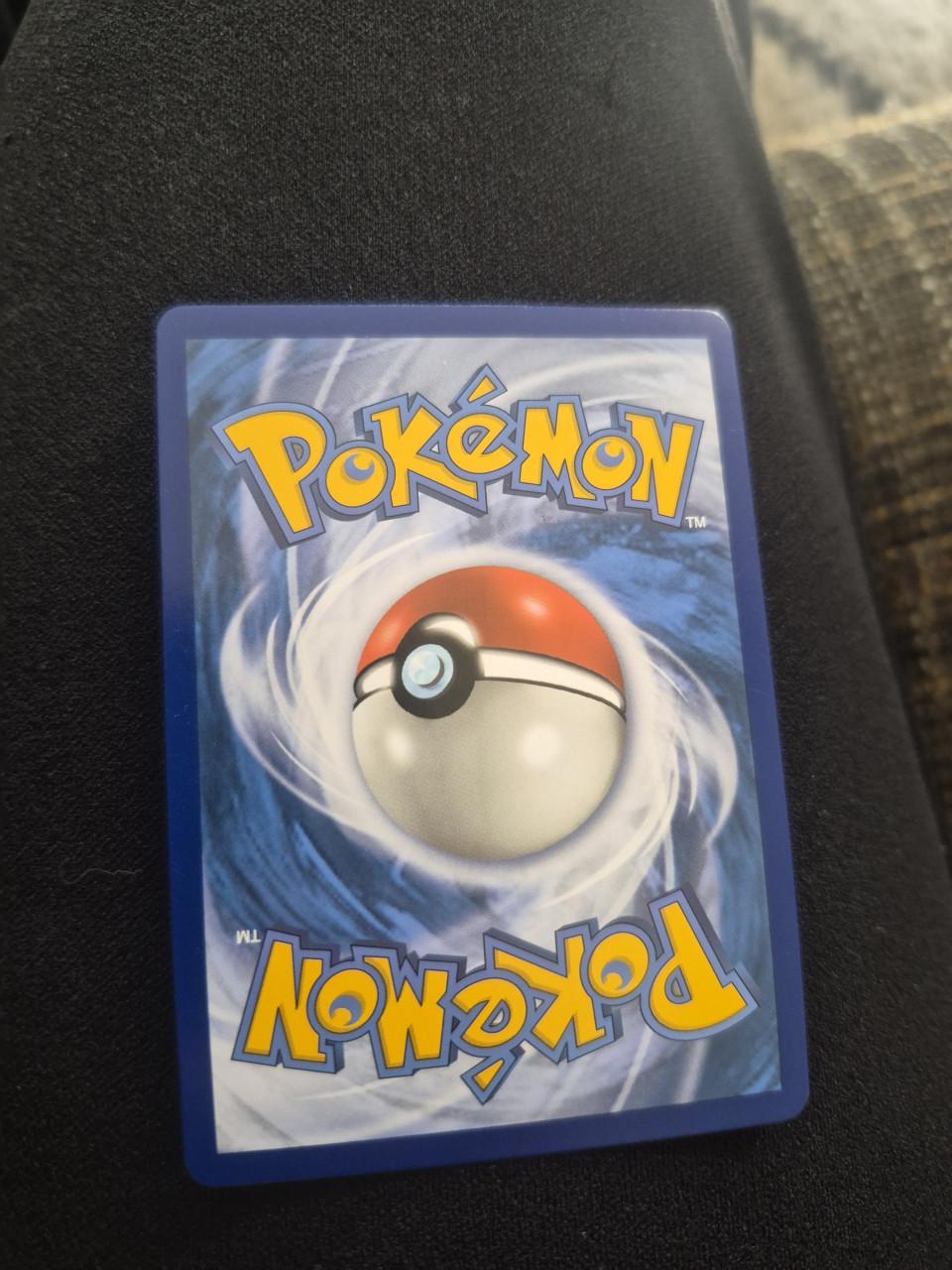 2 zeldzame pokemon kaarten splinternieuw