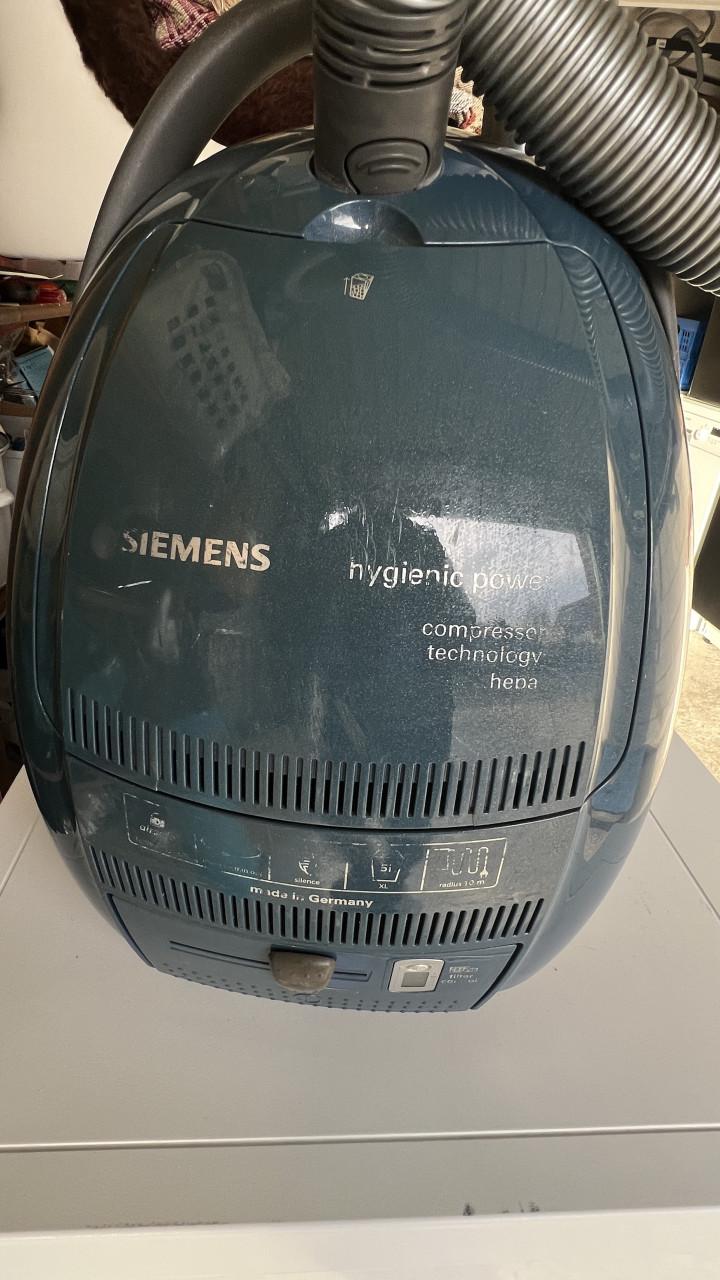 Krachtige Siemens Stofzuiger met nieuwe zak 1600W
