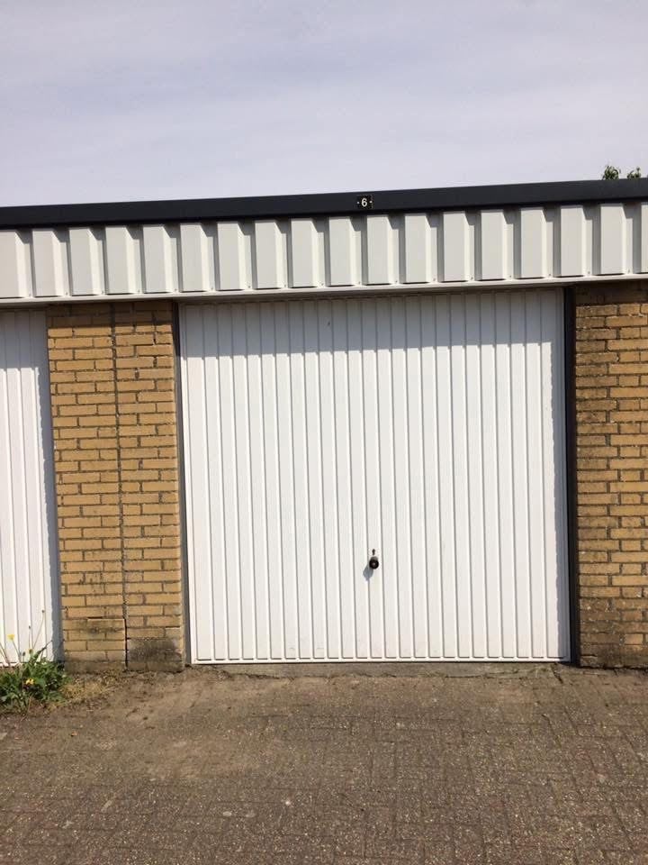 Te huur garage box aan de spoorlaan in wemeldinge