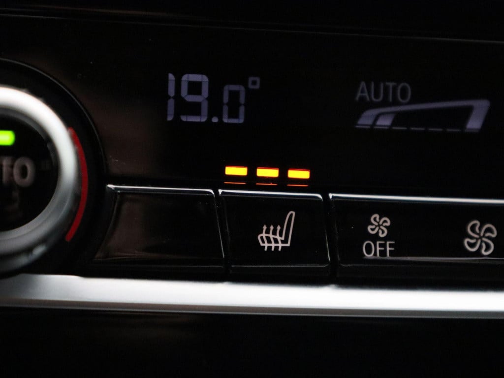 BMW 5 Serie 520e business edition plus | m-sport | automaat | schuifdak | t