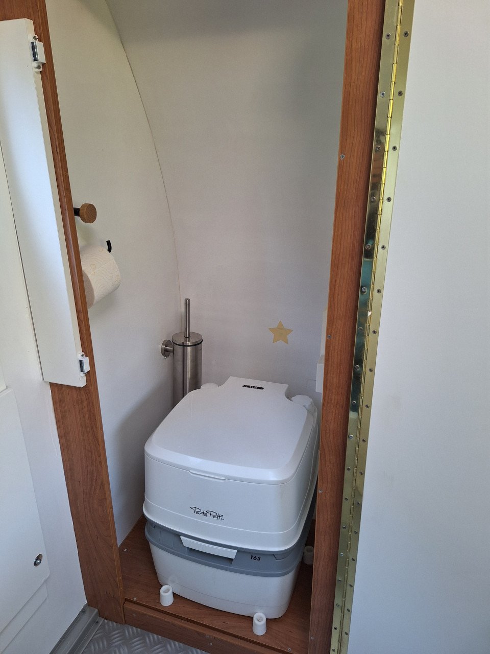 Kleine caravan te koop