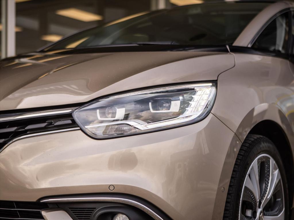 Renault Scenic 1.3 tce 140pk intens | panoramadak | trekhaak | camera | cru