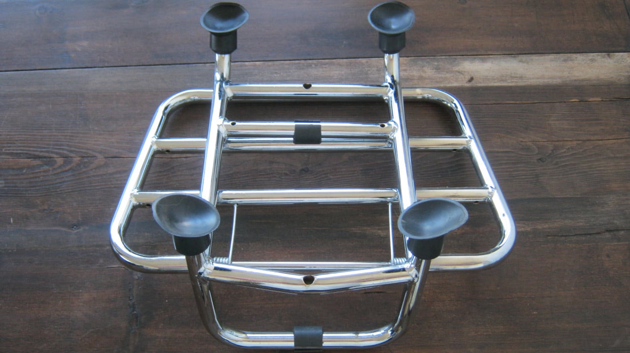 Nieuw chroom klap rekje voor vespa sprint of primavera 25 euro