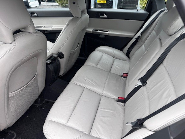 Volvo S40 1.8 edition ii | cruise control | extra getint glas achter | park