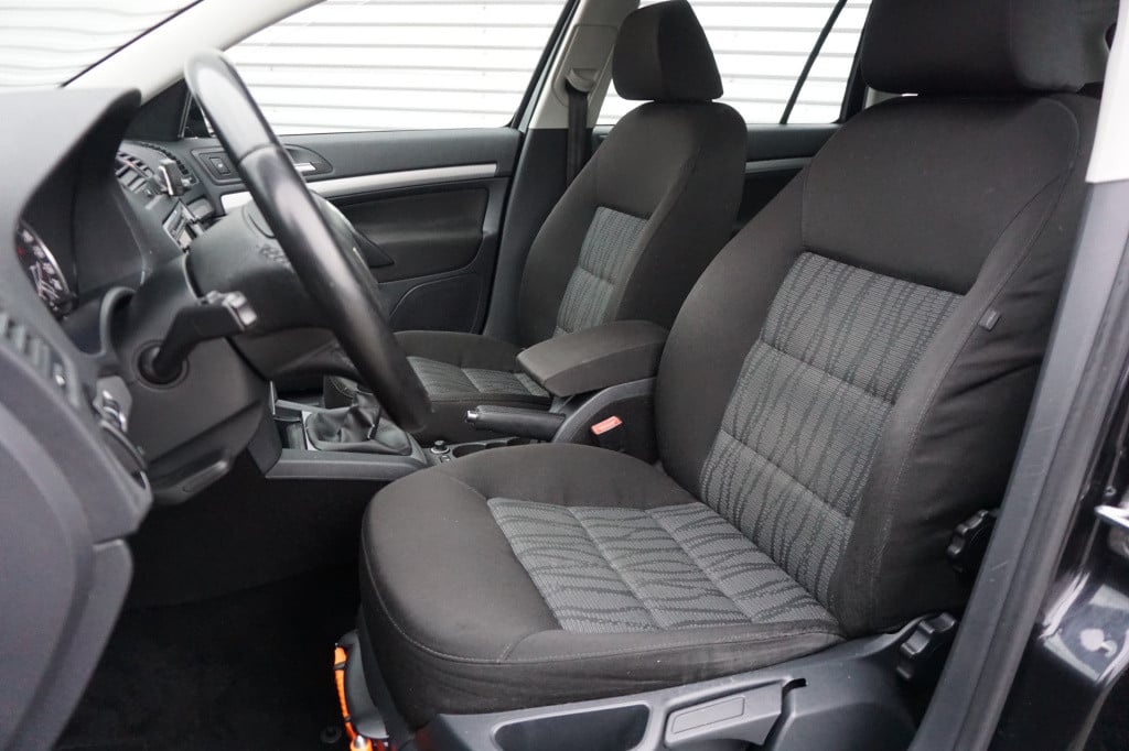 Skoda Octavia combi 1.4 tsi greentech elegance business line airco / navi /