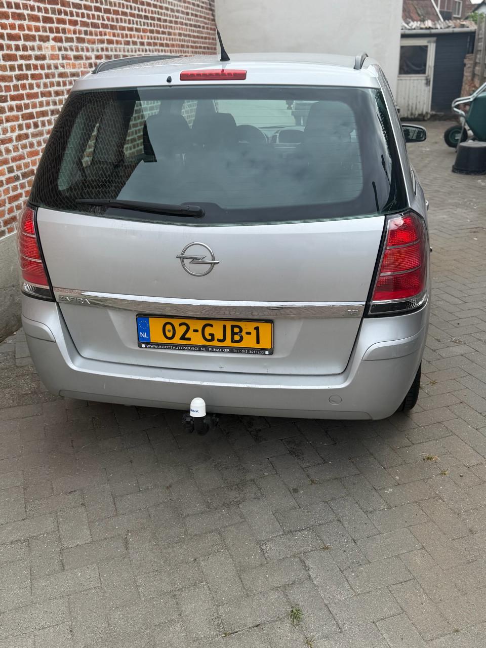 Opel zafira 1.8 140 pk ecotec 164.117 km zuinig met brandstof