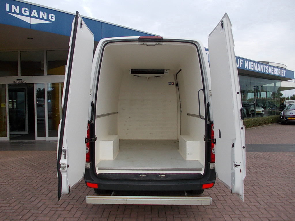 Volkswagen Crafter 2.0 tdi l2/h2 (160pk) koelauto koelwagen