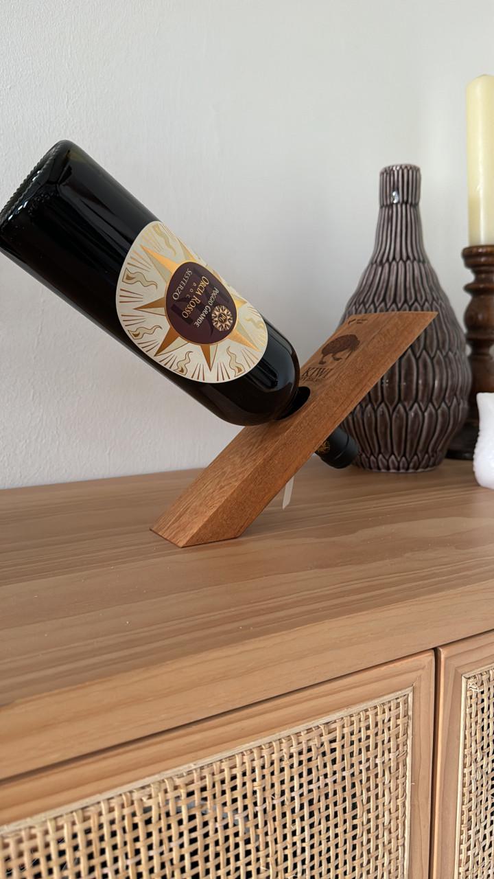 Handgemaakte balancerende wijnstandaards (nu incl. gratis cadeauverpakking)