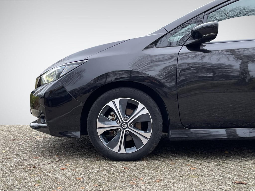Nissan Leaf n-connecta 40 kwh | navigatie | 360° camera | apple carplay/and