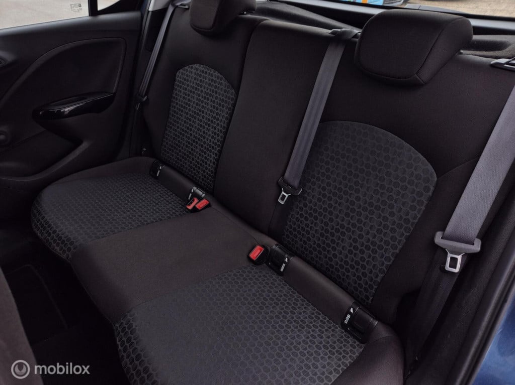 Opel Corsa 1.4 edition / 5- deurs / stuur- stoelverwarming / parkeersensore