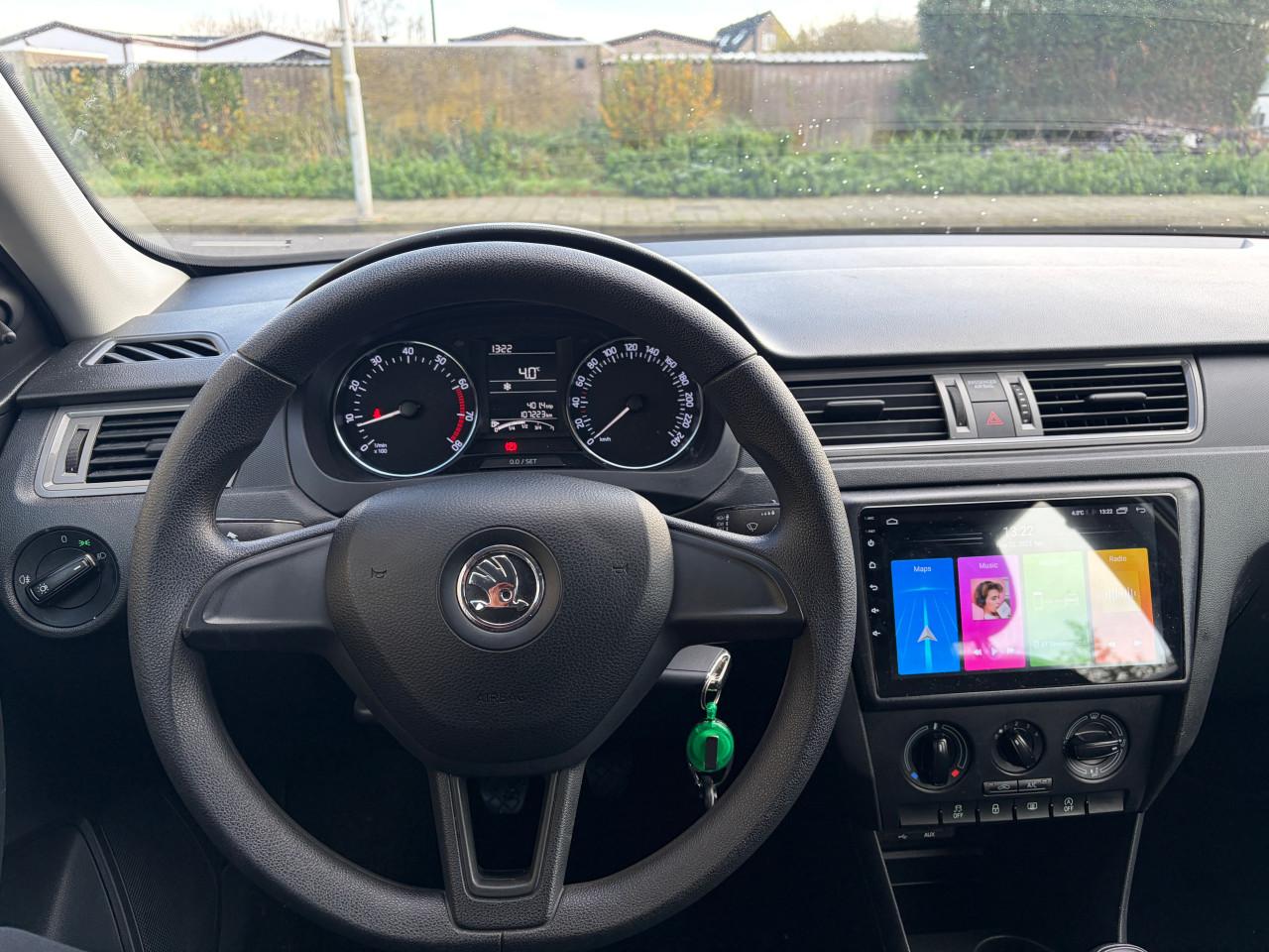 Skoda Rapid 1.2tsi 107Dkm Airco Navigatie Carplay isofix