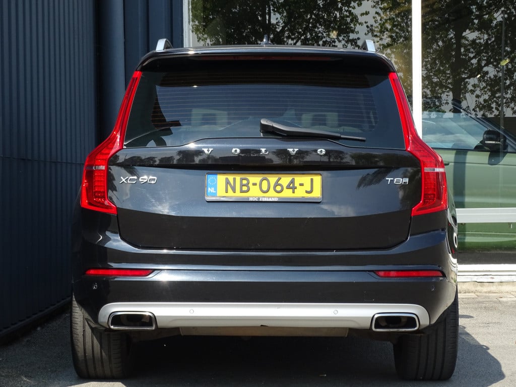 Volvo XC90 2.0 t8 twin engine awd momentum 7-pers | pano