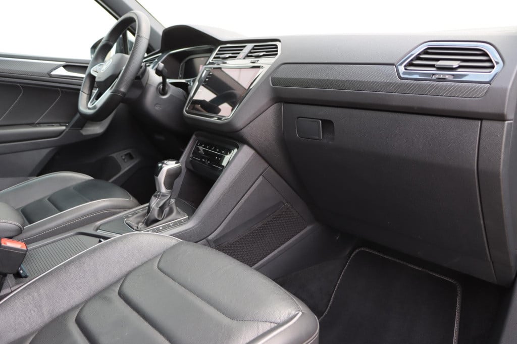 Volkswagen Tiguan 1.4 tsi ehybrid r-line business + 245pk dsg6