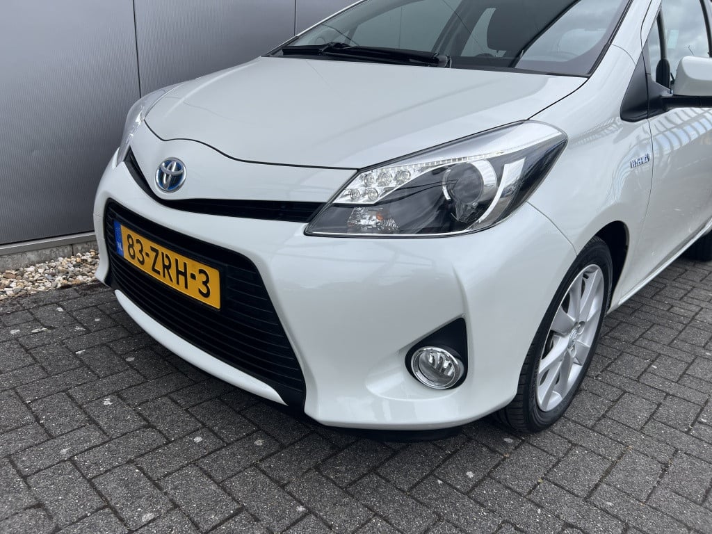 Toyota Yaris 1.5 full hybrid dyn.