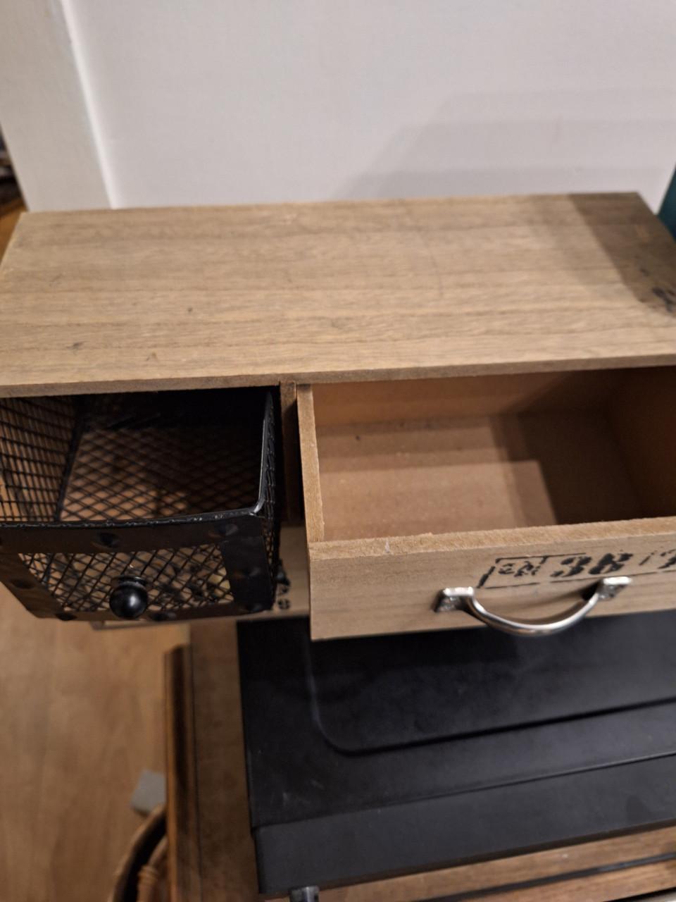 Decoratief vakkenkastje