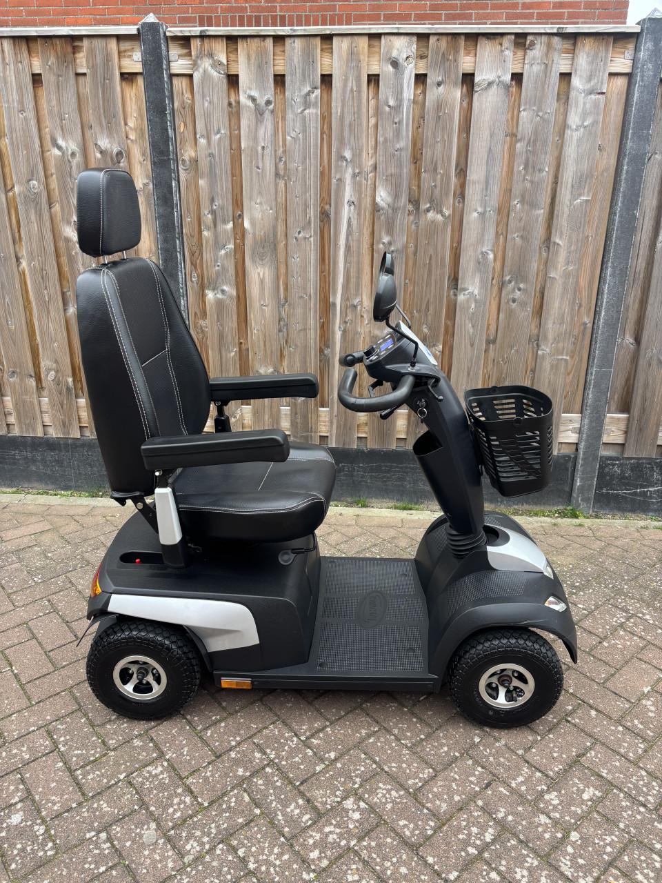 Scootmobiel 4 wielen zeer stabiel