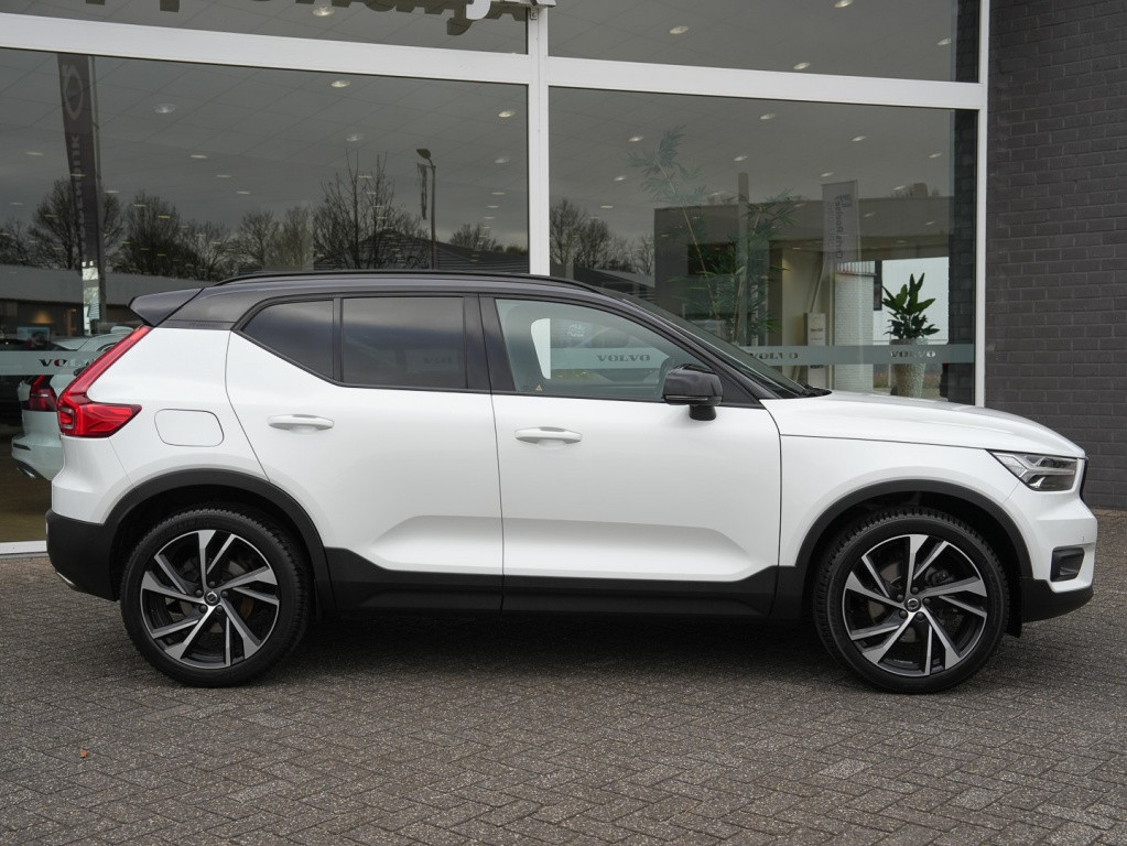 Volvo XC40 t4 190pk r-design| panodak| 360camera| 20''inch| navi| 2 zone cl