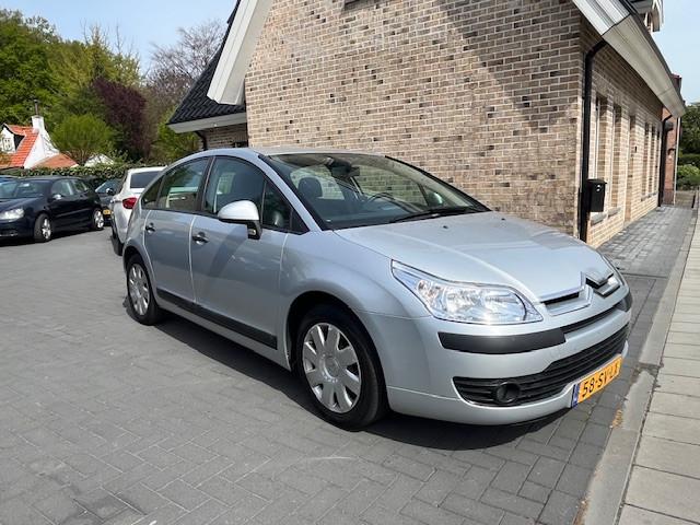 Citroen C4 1.4-16V Ligne Prestige Airco Nap logisch inclusief jaar apk